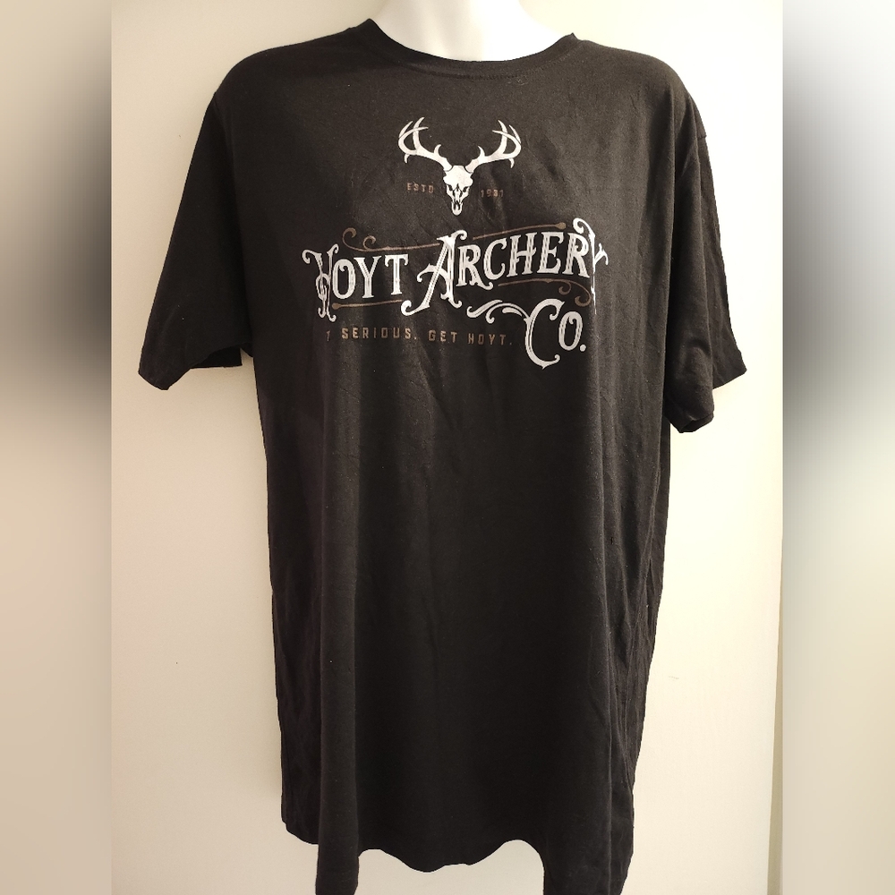 Hoyt Archery Graphic T. Size xl. Preloved.